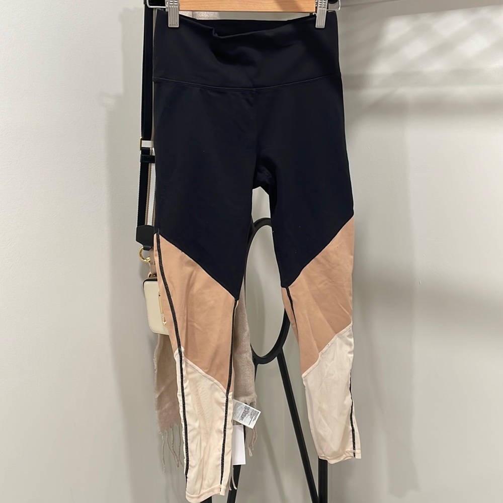 Fabletics leggings
